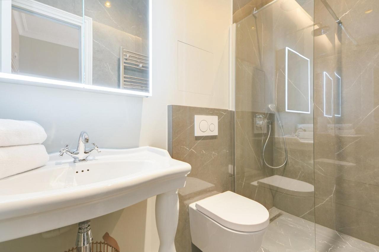 Apartmán Guestready - Lovely Flat In Central Paris Near Notre-Dame Exteriér fotografie